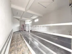 Loja / Salão / Ponto Comercial para alugar, 100m² no Segismundo Pereira, Uberlândia - Foto 11