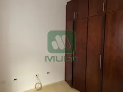 Casa com 3 Quartos à venda, 212m² no Umuarama, Uberlândia - Foto 11