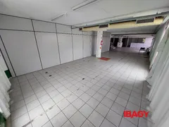 Loja / Salão / Ponto Comercial para alugar, 1002m² no Roçado, São José - Foto 10