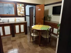 Casa com 3 Quartos à venda, 400m² no Bingen, Petrópolis - Foto 31