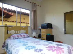 Casa com 3 Quartos à venda, 360m² no Vale das Amendoeiras, Contagem - Foto 16