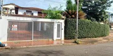 Sobrado com 4 Quartos para venda ou aluguel, 303m² no Jardim Nova Londrina, Londrina - Foto 1