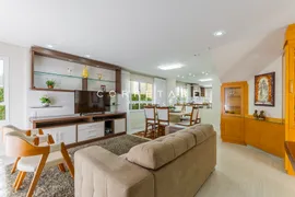 Casa de Condomínio com 4 Quartos à venda, 224m² no Água Verde, Curitiba - Foto 2
