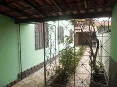Casa com 4 Quartos à venda, 221m² no Piratininga, Niterói - Foto 2