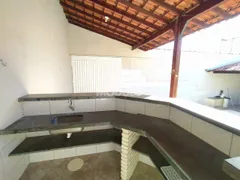 Casa com 3 Quartos à venda, 210m² no Cidade Jardim, Uberlândia - Foto 25