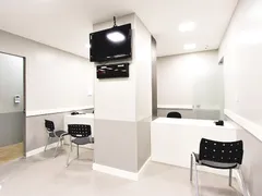 Conjunto Comercial / Sala para alugar, 480m² no Centro, Porto Alegre - Foto 5