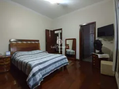 Casa com 3 Quartos para alugar, 411m² no Santa Amélia, Belo Horizonte - Foto 4