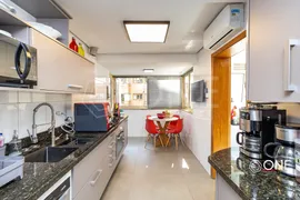 Apartamento com 3 Quartos à venda, 237m² no Petrópolis, Porto Alegre - Foto 16