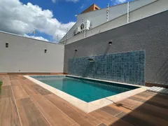 Casa com 3 Quartos à venda, 163m² no Jardim Azaleia, Maringá - Foto 16