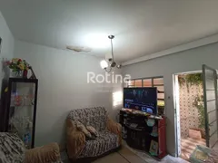 Casa com 4 Quartos à venda, 140m² no Brasil, Uberlândia - Foto 3