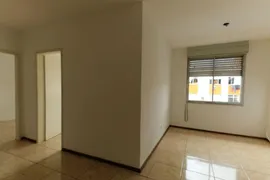 Apartamento com 2 Quartos para venda ou aluguel, 52m² no Vila Nova, Porto Alegre - Foto 4