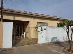 Casa com 2 Quartos à venda, 75m² no Vila Sedenho, Araraquara - Foto 1