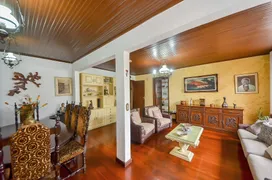 Casa com 3 Quartos à venda, 180m² no Capão Raso, Curitiba - Foto 4
