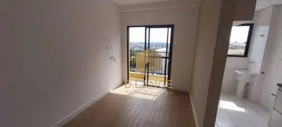 Apartamento com 2 Quartos para alugar, 47m² no Vila Santana, Valinhos - Foto 2