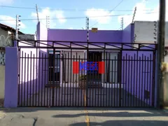 Casa Comercial com 3 Quartos para venda ou aluguel, 203m² no Parquelândia, Fortaleza - Foto 1