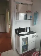 Casa com 2 Quartos para alugar, 170m² no Teresópolis, Porto Alegre - Foto 12