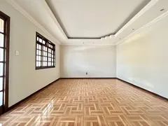 Casa com 3 Quartos para venda ou aluguel, 190m² no Alvorada, Contagem - Foto 20