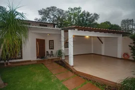 Casa com 2 Quartos à venda, 216m² no Jardim Dom Pedro I, Foz do Iguaçu - Foto 2