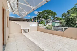 Casa com 3 Quartos à venda, 305m² no Vila Jardim, Porto Alegre - Foto 49