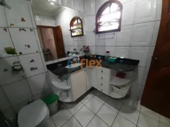 Casa com 4 Quartos à venda, 320m² no Ataíde, Vila Velha - Foto 33