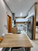 Apartamento com 3 Quartos para venda ou aluguel, 329m² no Jardim Carvalho, Ponta Grossa - Foto 2