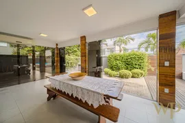 Casa com 4 Quartos à venda, 262m² no Iririú, Joinville - Foto 4
