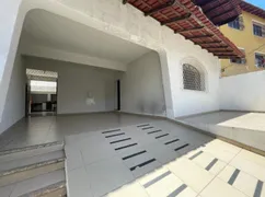 Casa com 5 Quartos para venda ou aluguel, 400m² no Jucutuquara, Vitória - Foto 2