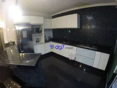 Casa com 4 Quartos à venda, 323m² no Jardim Bussocaba, Osasco - Foto 1