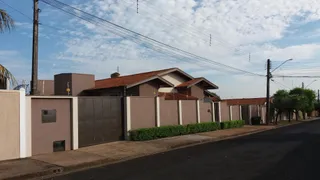 Casa com 3 Quartos à venda, 475m² no , Novo Horizonte - Foto 2