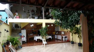 Casa com 4 Quartos para venda ou aluguel, 360m² no Marechal Hermes, Rio de Janeiro - Foto 2