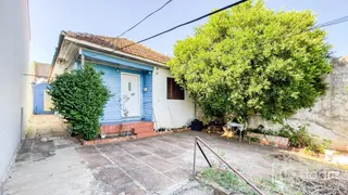 Casa com 1 Quarto à venda, 150m² no Santo Antônio, Porto Alegre - Foto 2