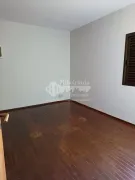 Apartamento com 3 Quartos para alugar, 212m² no Centro, Ribeirão Preto - Foto 13