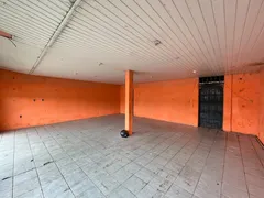 Loja / Salão / Ponto Comercial com 3 Quartos para alugar, 120m² no Parquelândia, Fortaleza - Foto 3