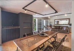 Casa com 3 Quartos à venda, 350m² no Tristeza, Porto Alegre - Foto 3