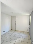 Apartamento com 2 Quartos para alugar, 50m² no Santa Cruz, Rio de Janeiro - Foto 3