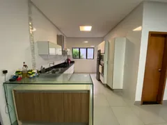 Casa de Condomínio com 3 Quartos à venda, 220m² no Loteamento Portal do Sol II, Goiânia - Foto 16