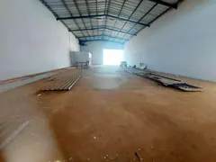 Galpão / Depósito / Armazém para alugar, 430m² no Distrito Industrial, Uberlândia - Foto 3