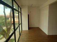 Conjunto Comercial / Sala para alugar, 70m² no Menino Deus, Porto Alegre - Foto 16