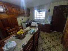 Casa com 2 Quartos à venda, 202m² no Jardim Sadie, Embu das Artes - Foto 8