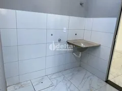 Casa com 2 Quartos à venda, 60m² no Jardim Canaã, Uberlândia - Foto 9