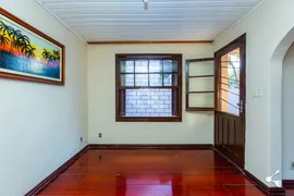Casa com 3 Quartos à venda, 264m² no Santa Maria Goretti, Porto Alegre - Foto 10