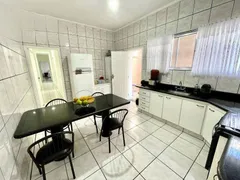 Casa com 3 Quartos à venda, 131m² no Canto do Forte, Praia Grande - Foto 3