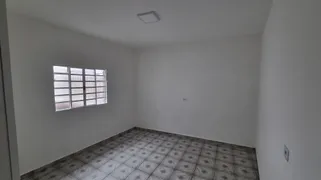 Casa com 2 Quartos para alugar, 90m² no Jardim São José, Mauá - Foto 8