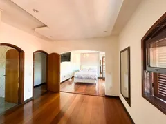 Casa com 3 Quartos à venda, 350m² no Centro, Socorro - Foto 5