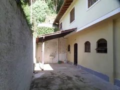 Casa com 3 Quartos para alugar, 80m² no Vila Muqui, Teresópolis - Foto 44