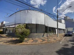 Casa Comercial para alugar, 498m² no Taquaral, Campinas - Foto 1