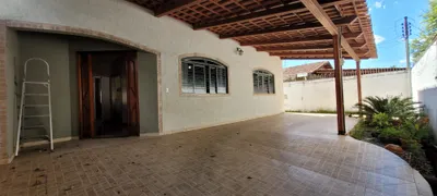 Casa com 3 Quartos à venda, 330m² no Setor Urias Magalhães, Goiânia - Foto 1