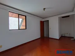 Casa de Condomínio com 4 Quartos para alugar, 120m² no Jardim das Américas, Curitiba - Foto 36