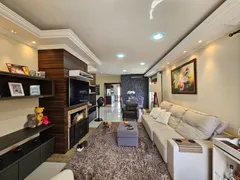 Casa com 4 Quartos à venda, 352m² no Centro, Pelotas - Foto 1