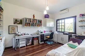 Casa com 4 Quartos à venda, 240m² no Vila Nova, Porto Alegre - Foto 10